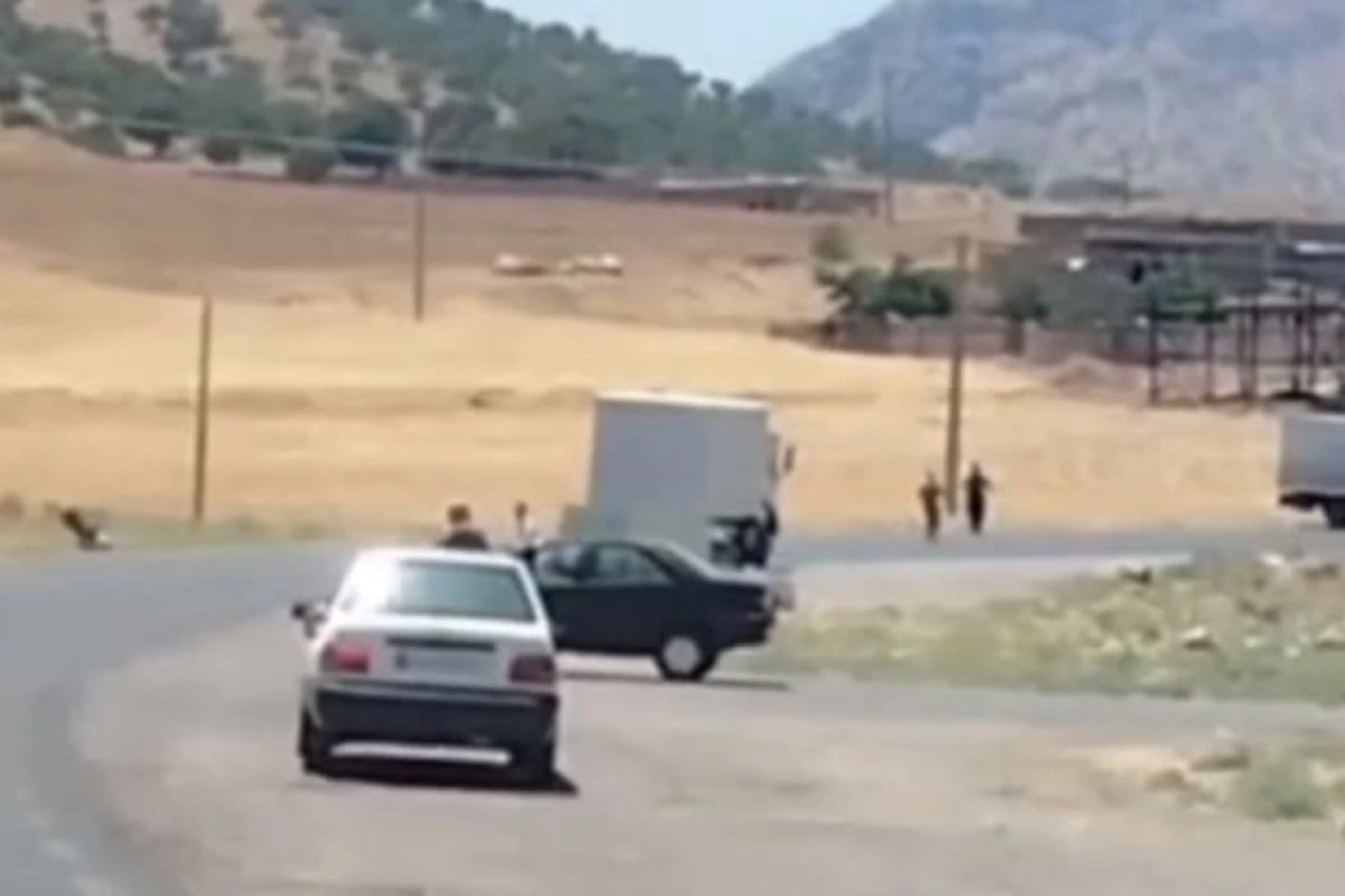 İranda İsrail dronlarını daşıyan maşını saxlanıldı - VİDEO