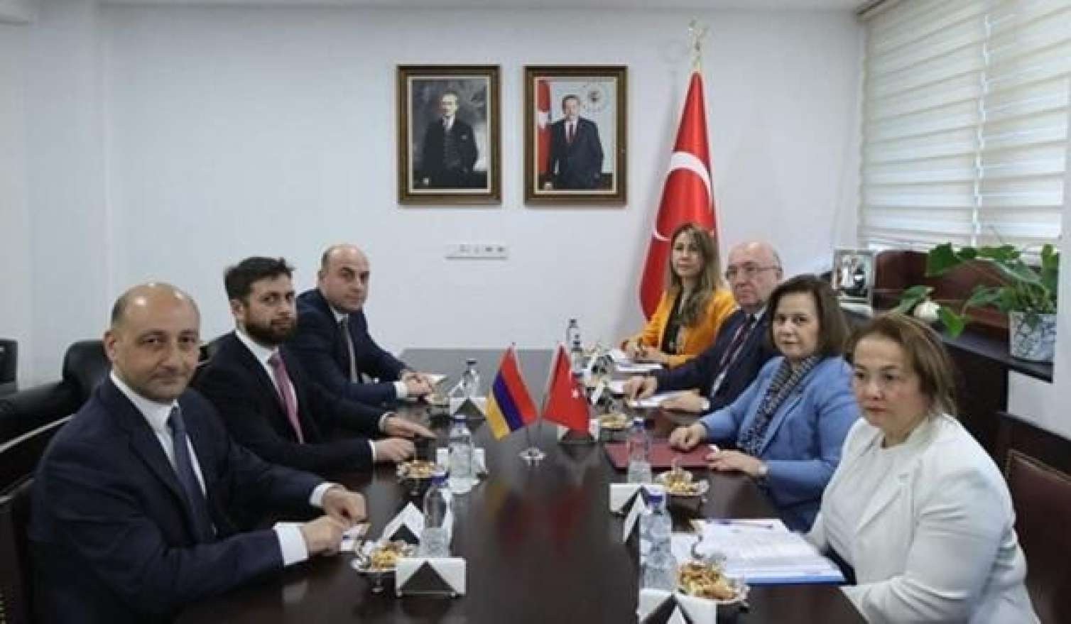 Türkiyə və Ermənistan XİN rəsmiləri Ankarada görüşdü 