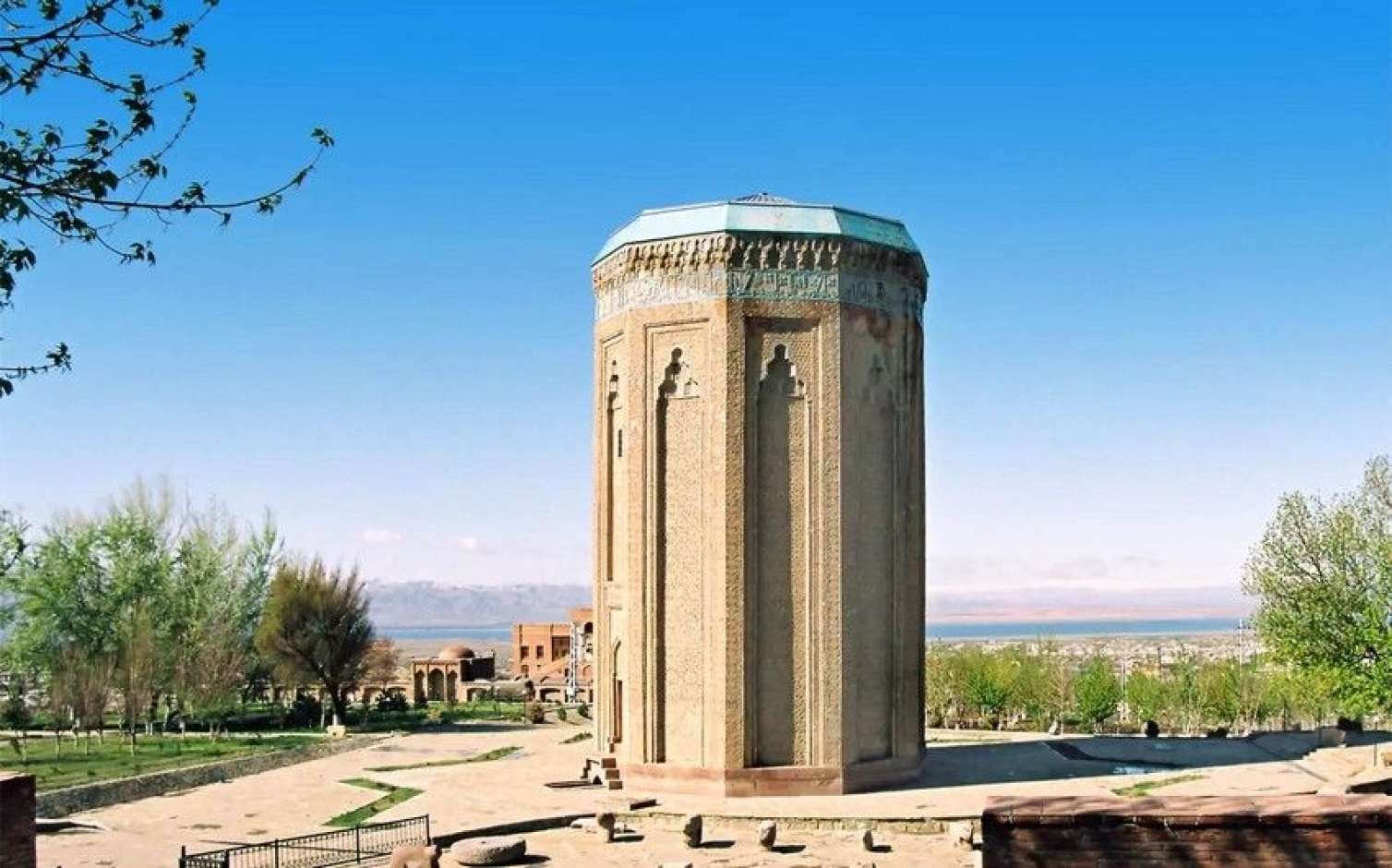 Möminə xatun türbəsi restavrasiya olunacaq 