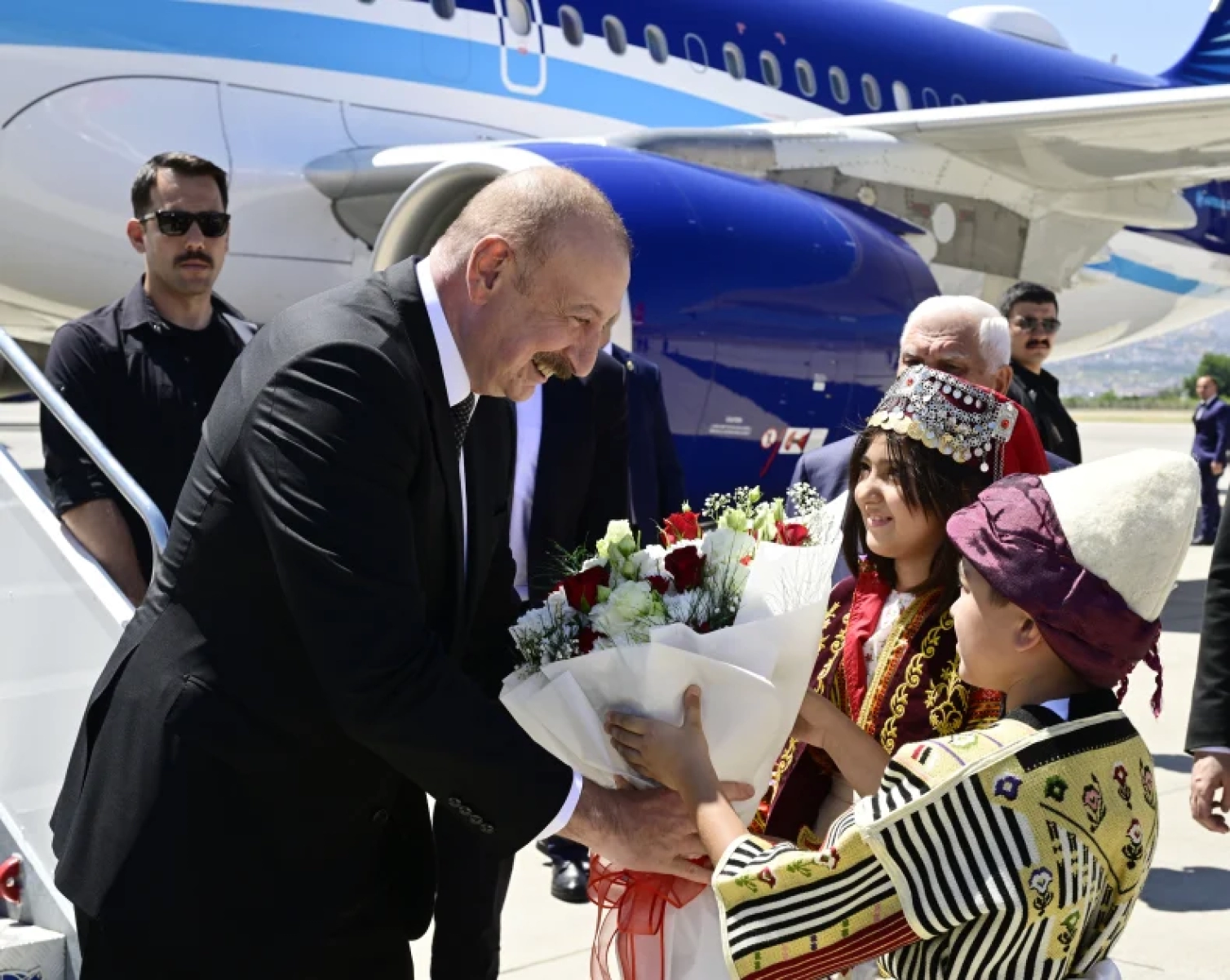 Ərdoğan Əliyevi belə qarşıladı - FOTO