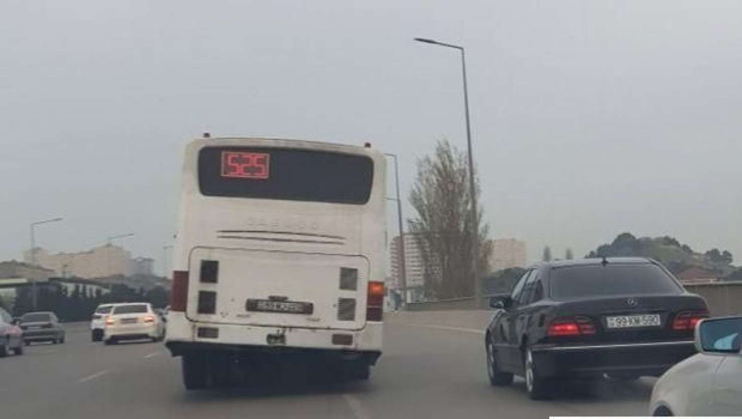 525 saylı marşrutda biabırçı vəziyyət  - VİDEO