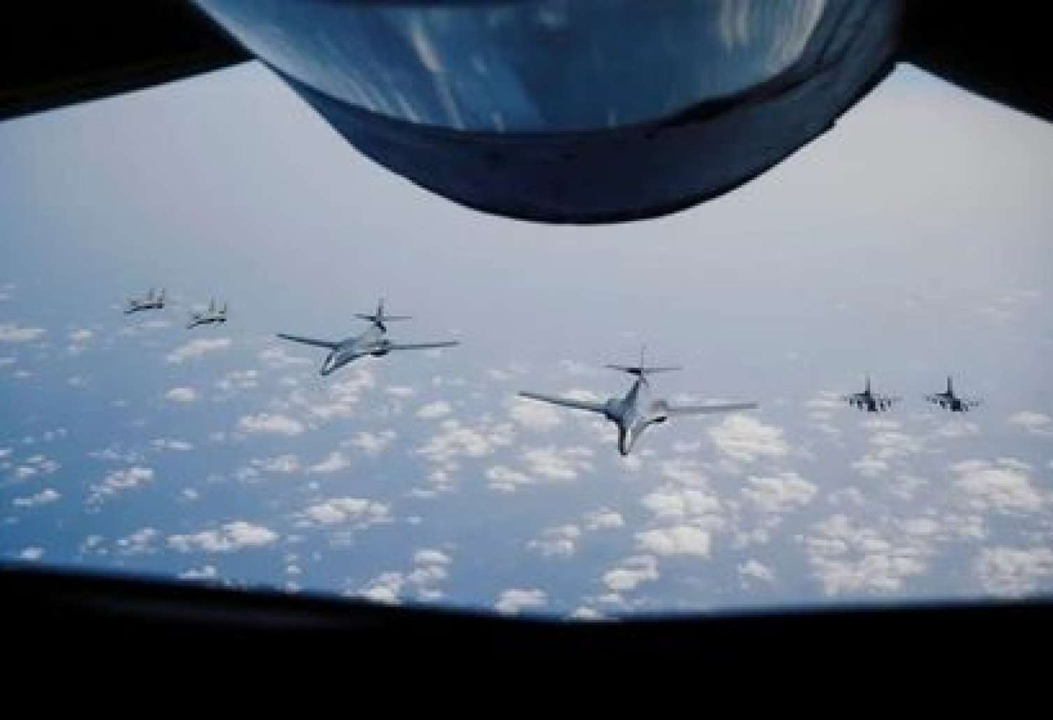 ABŞ Yaxın Şərqə B-2 bombardmançıları göndərdi  