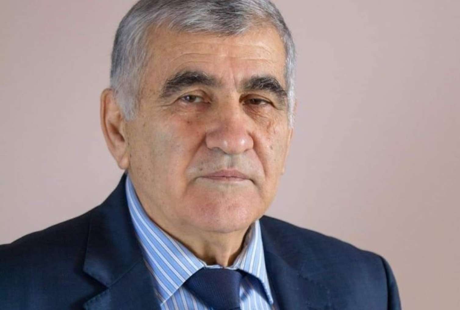 Tibb elmləri üzrə tədqiqat aparan həmkarlarıma DOST XƏBƏRDARLIĞI 