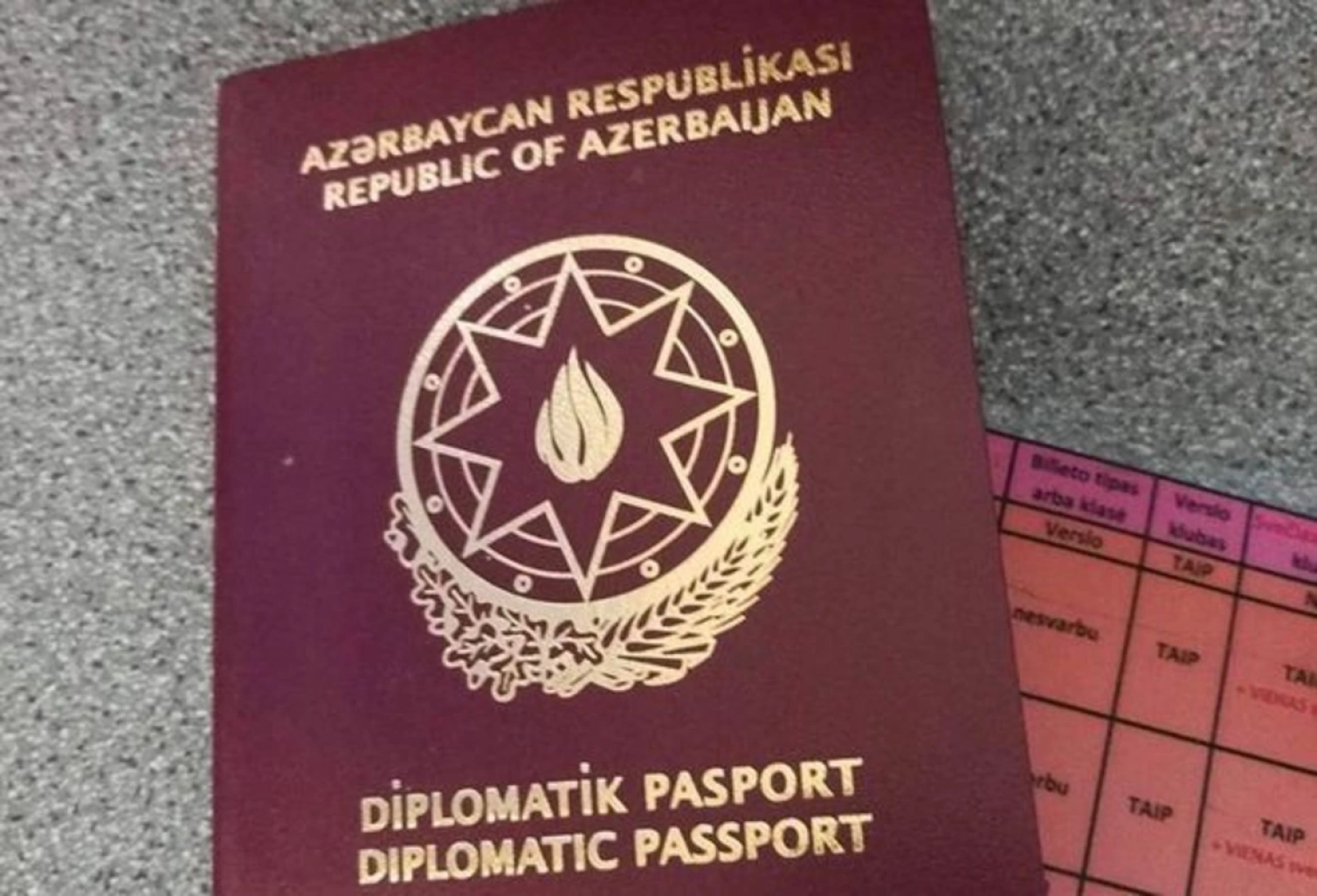 Onlara da diplomatik pasport VERİLƏCƏK 