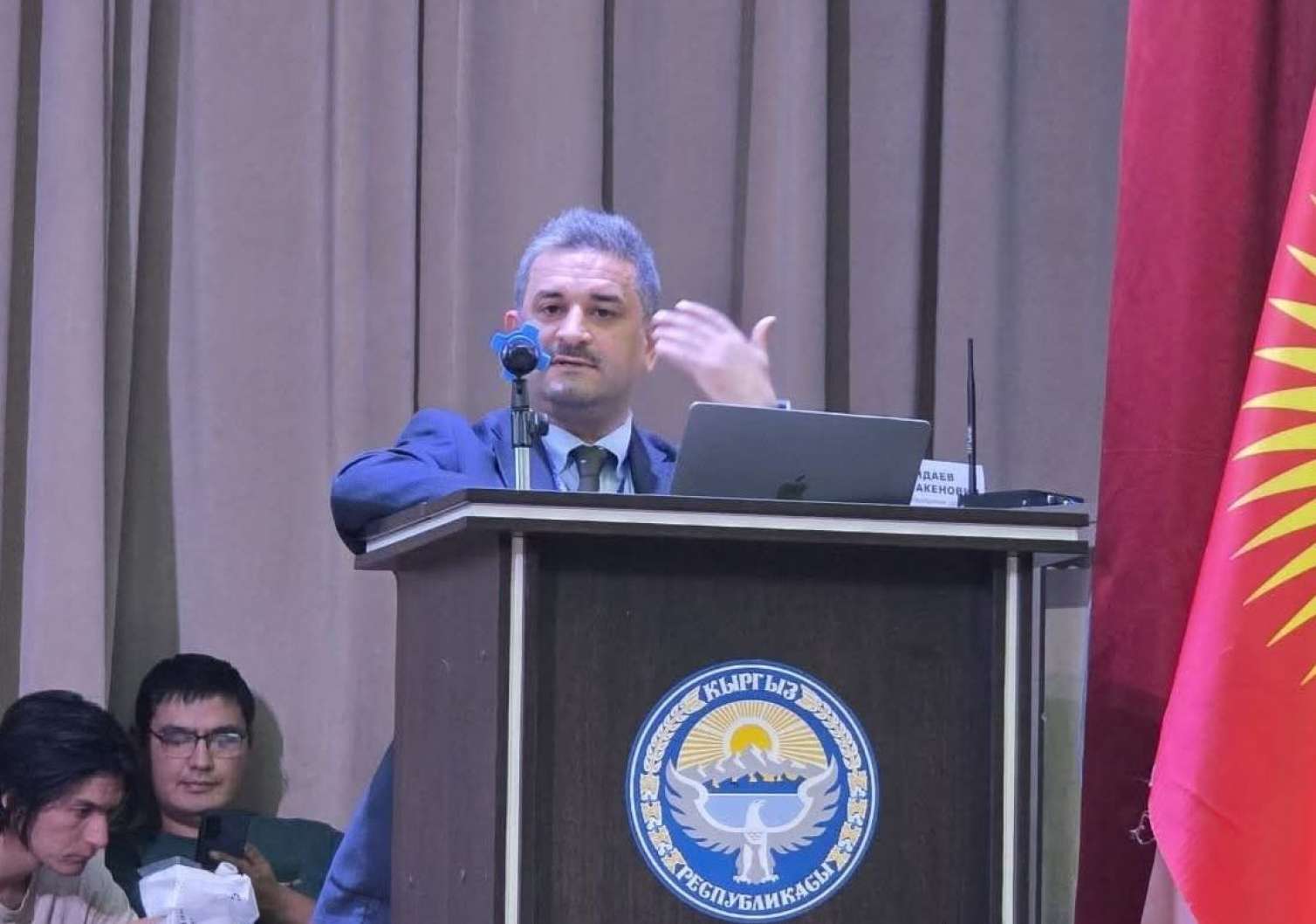 Məşhur LOR həkim beynəlxalq birliyin vitse-prezidenti seçildi - FOTO 