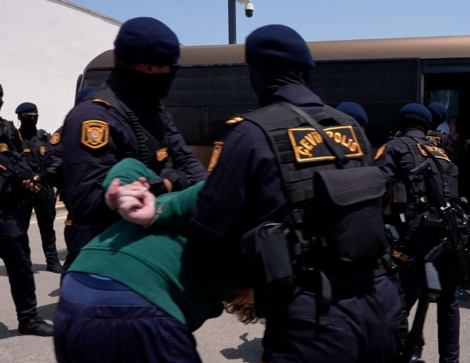 Bakıda ruslardan ibarət iki cinayətkar dəstə SAXLANILDI - FOTO/VİDEO