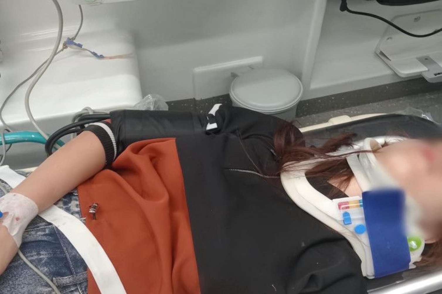 Bakıda 14-cü mərtəbədən yıxılan qız SAĞ QALDI 