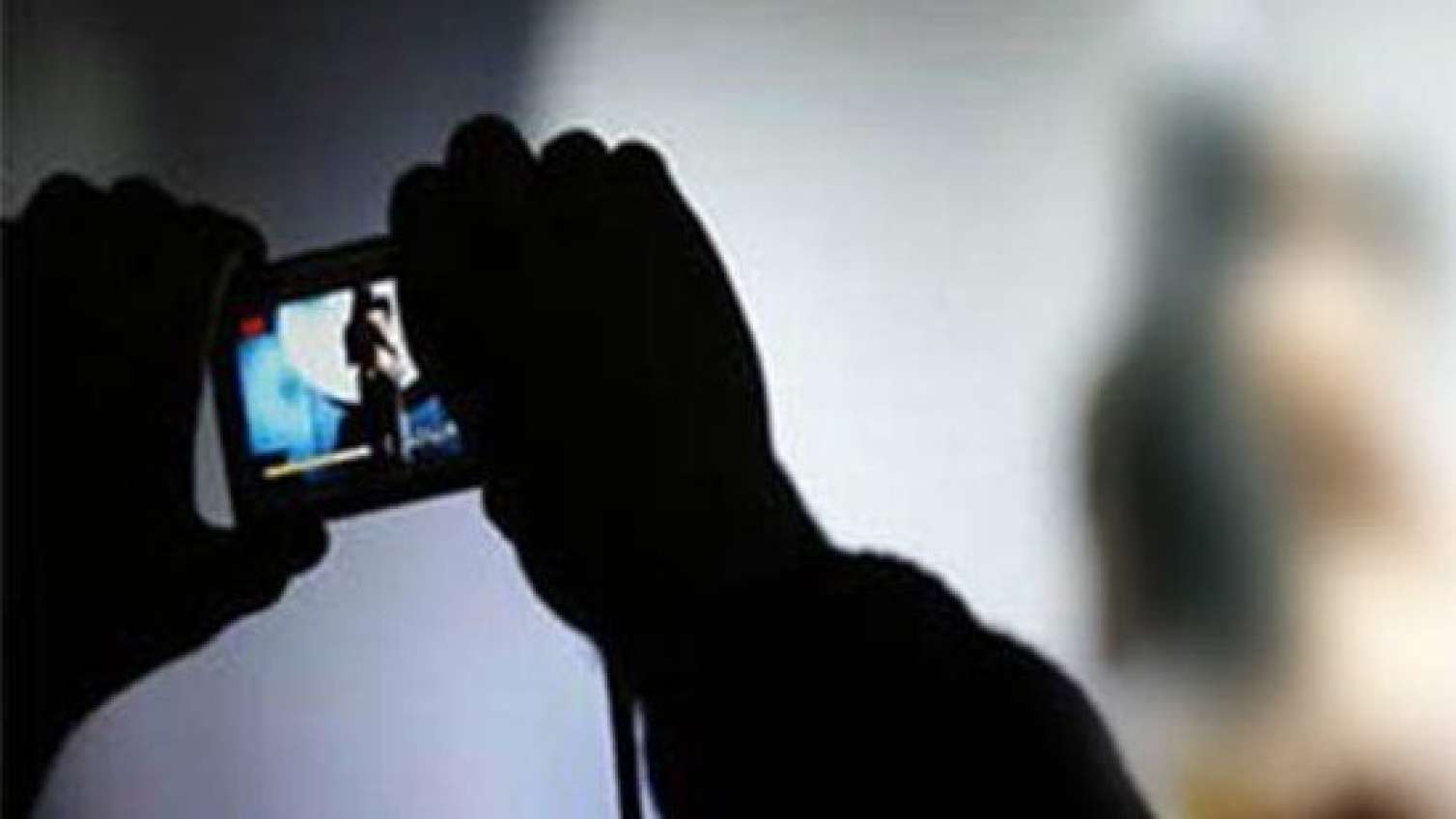 “TikTok”da tanış olduğu sevgilisini şantaj edən kiçik çavuş həbs edilib 