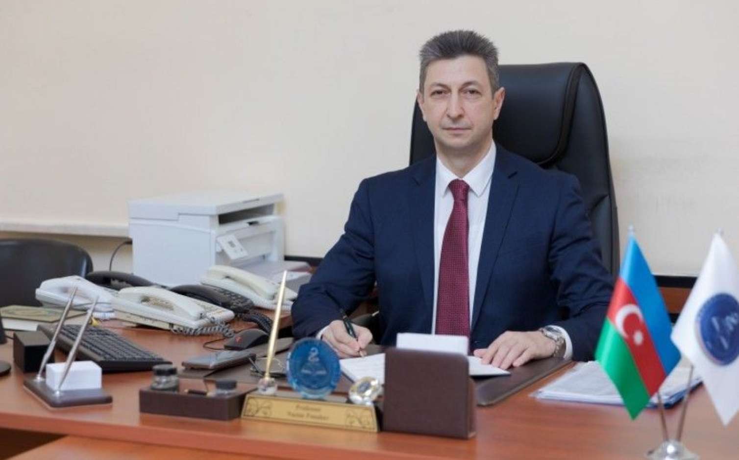 Prezidentin yeni təyin etdiyi rektor kimdir? -  DOSYE