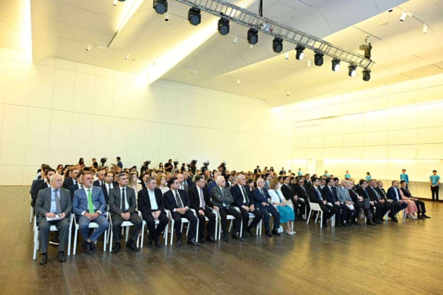 “Medianın inkişafında Ümummilli Lider Heydər Əliyevin rolu” mövzusunda konfrans keçirilir - FOTO