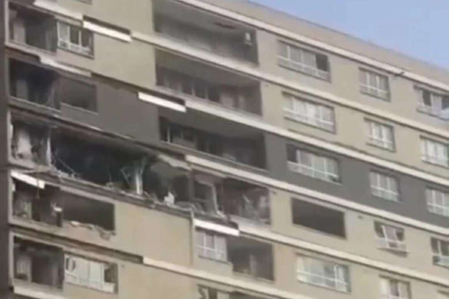 Tehranda güclü partlayış: Xəsarət alanlar var - Video 