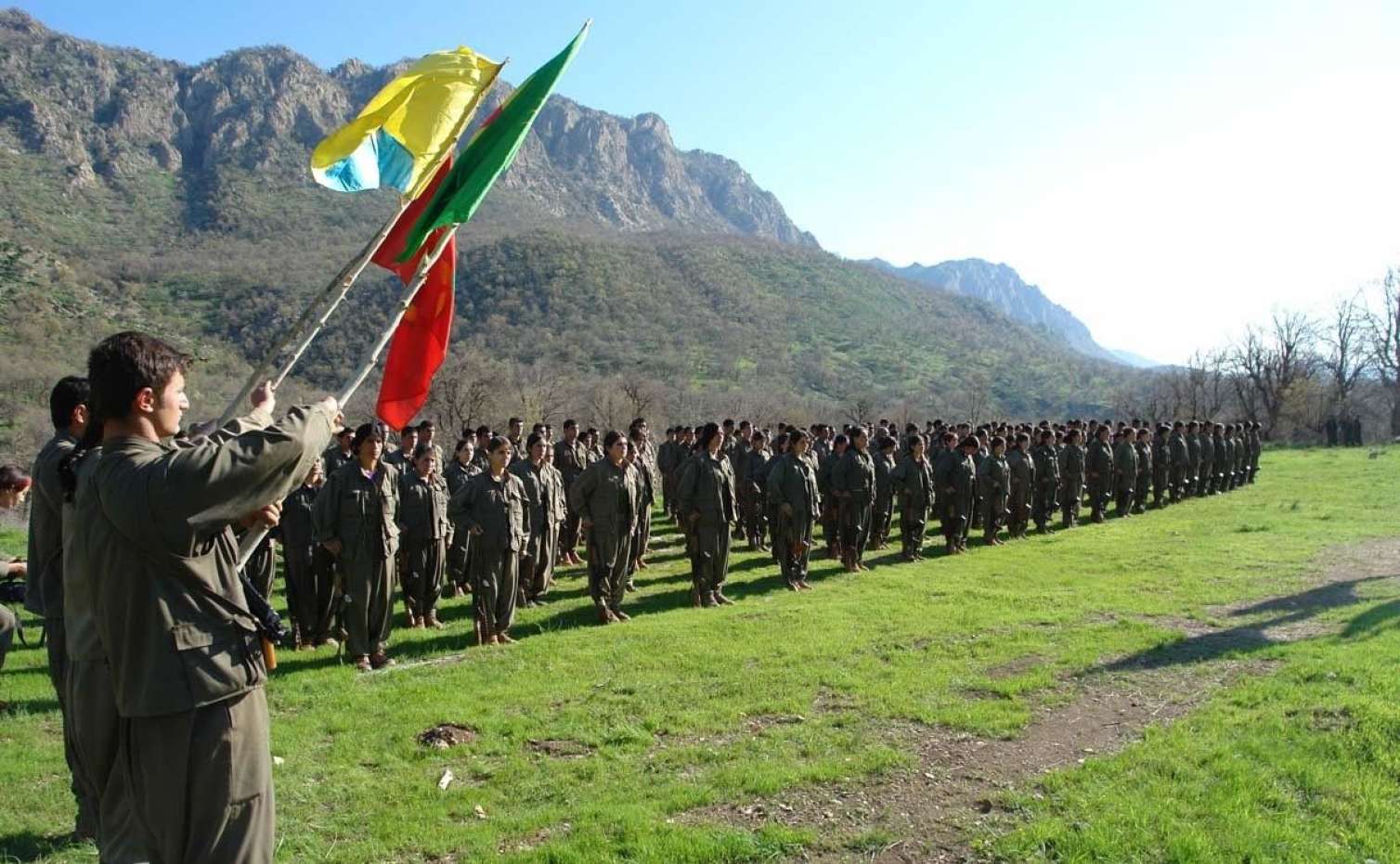 PKK bu gün silahı yerə qoyacaq 