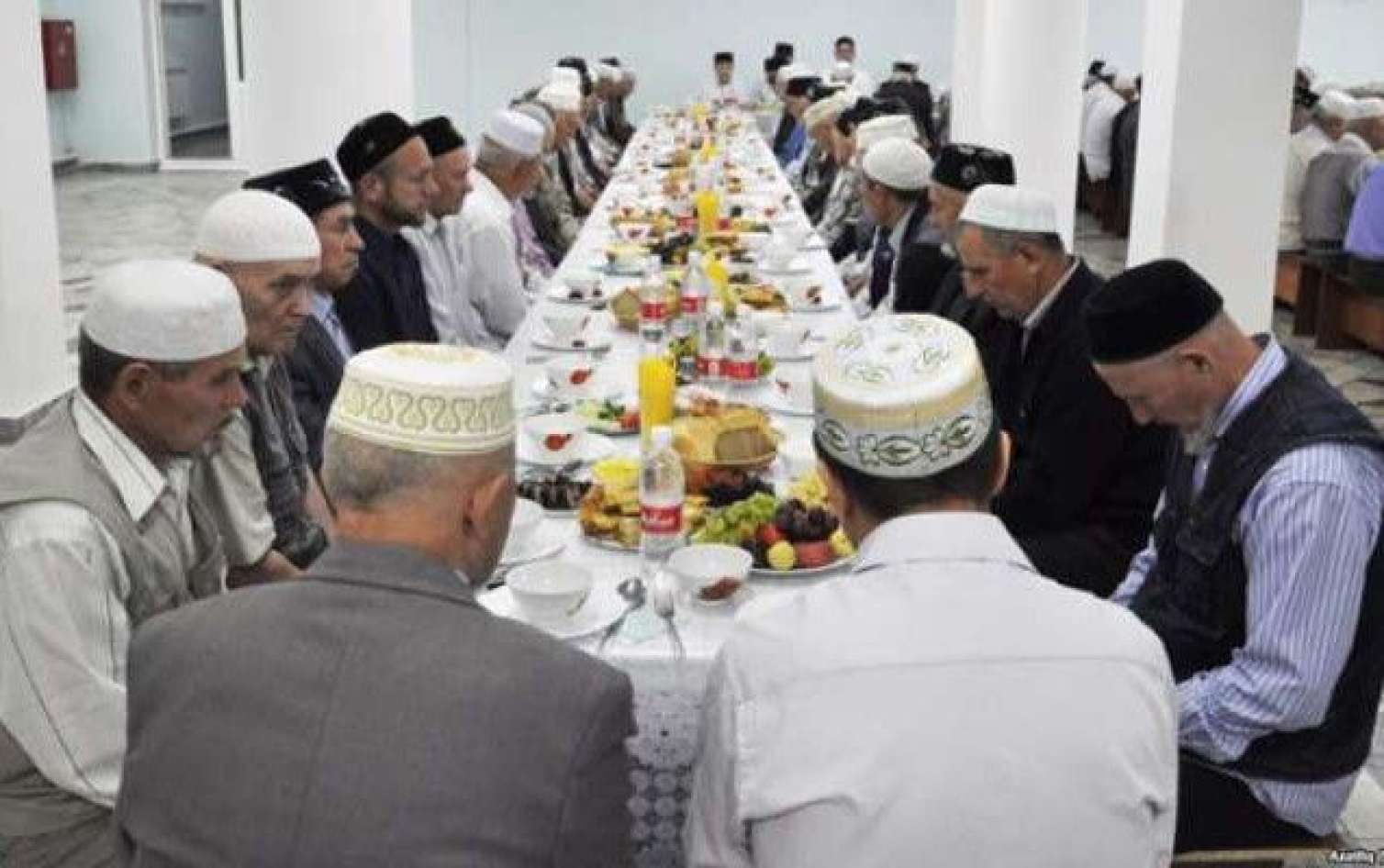 Yas mərasimlərimiz “obed”ə oxşayır - İlham Əziz 