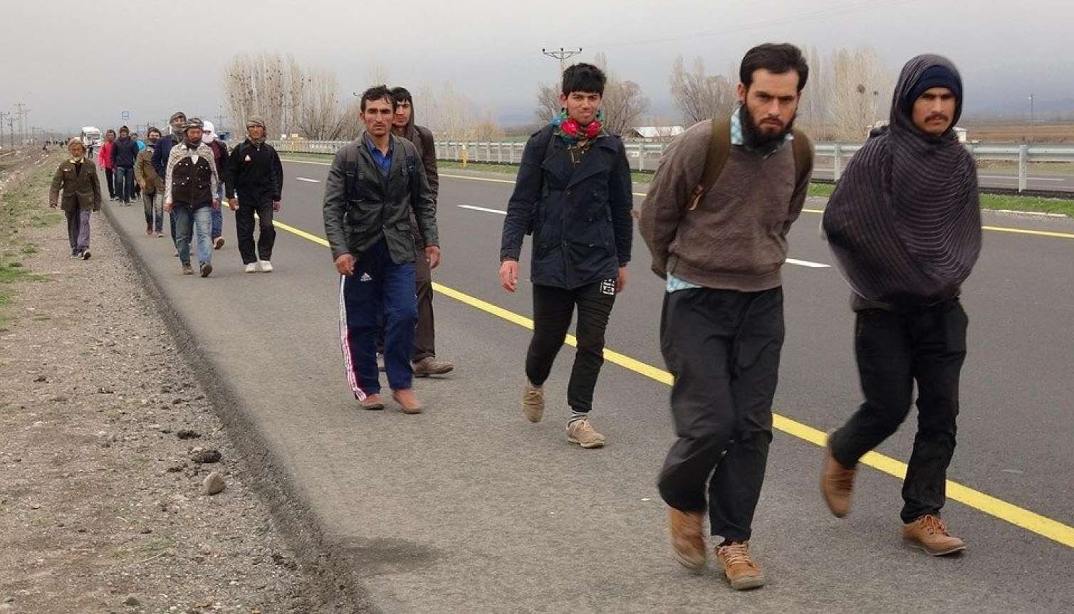 İrandan görünməmiş qəddarlıq: Ac-susuz saxlanılan 8 nəfər öldü - Güllələnənlər var  - FOTO