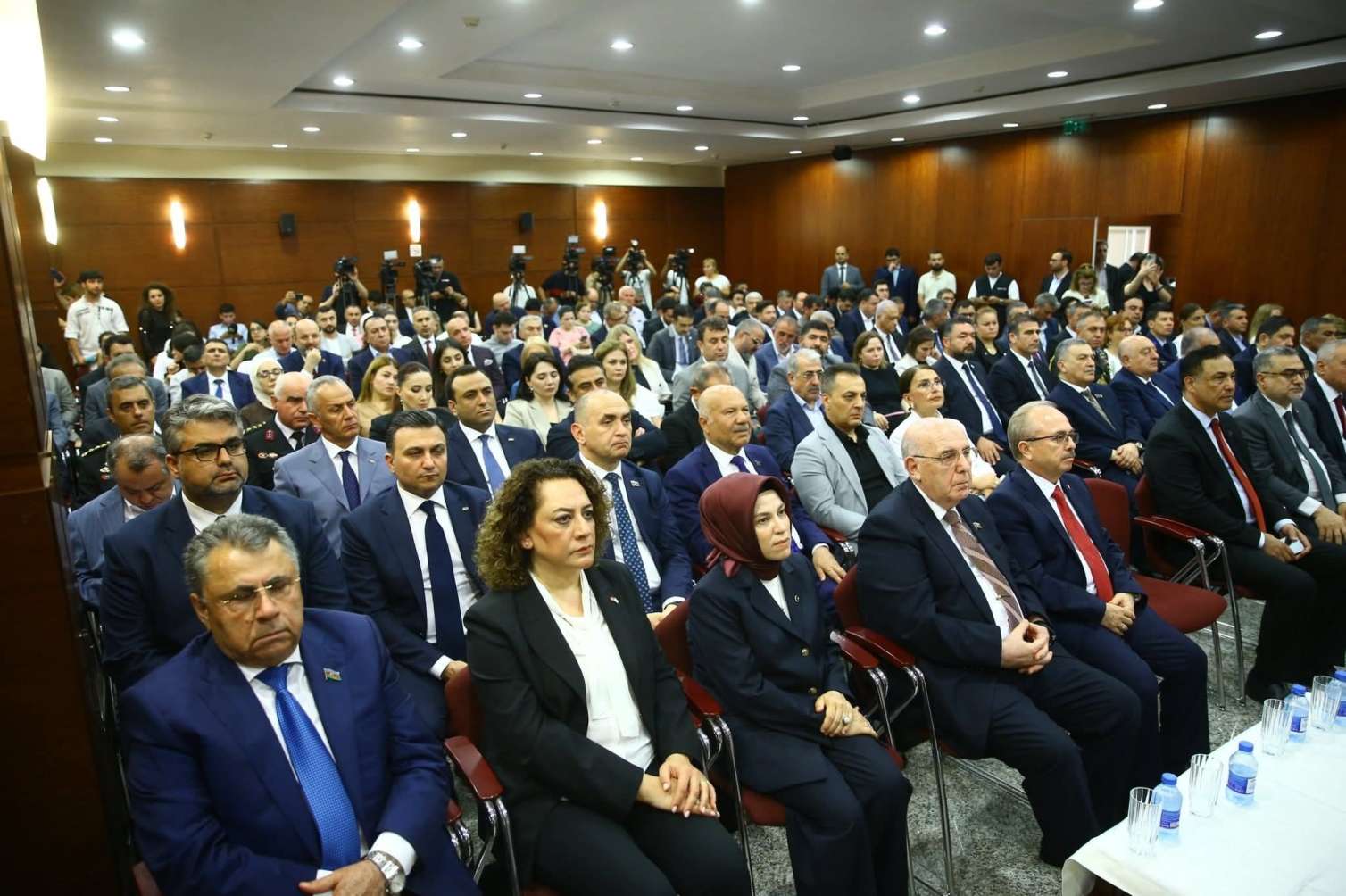 Şok iddia: Türkiyə səfirliyi FETÖ-yə qarşı tədbirə FETÖ-çüləri çağırdı - Foto 