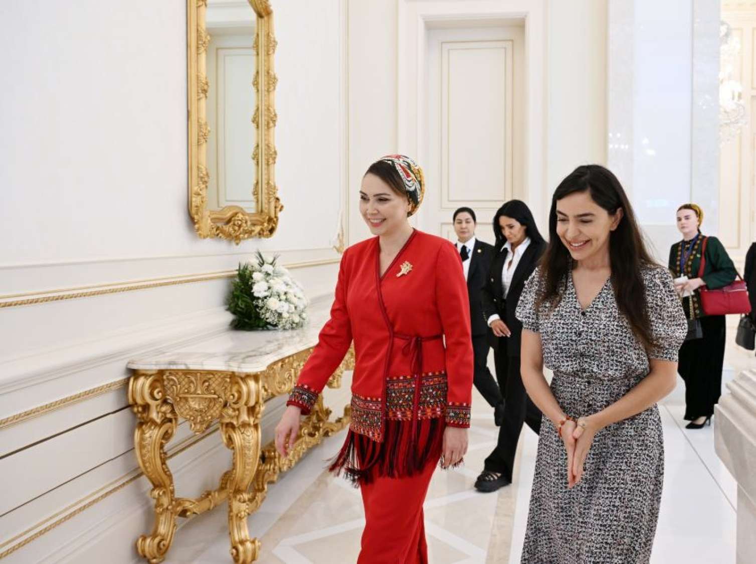 Leyla Əliyeva Atabayeva ilə bir arada  - FOTO