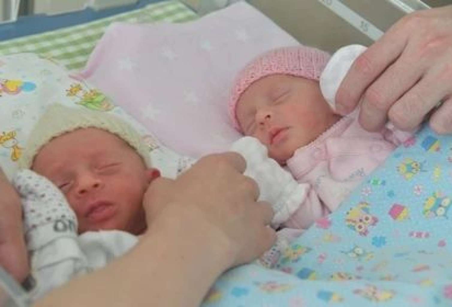 Alimlərdən mühüm yenilik: körpələr üç valideynin DNT-si ilə doğuldu 