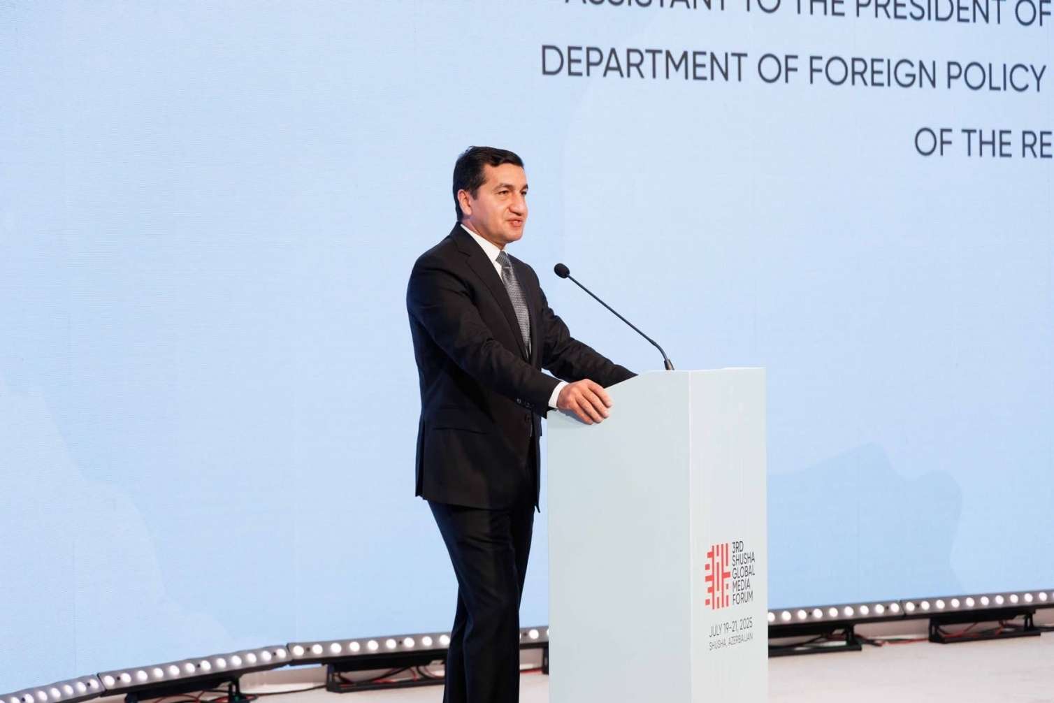 Hazırda həqiqət ciddi risk altındadır - Hikmət Hacıyev 