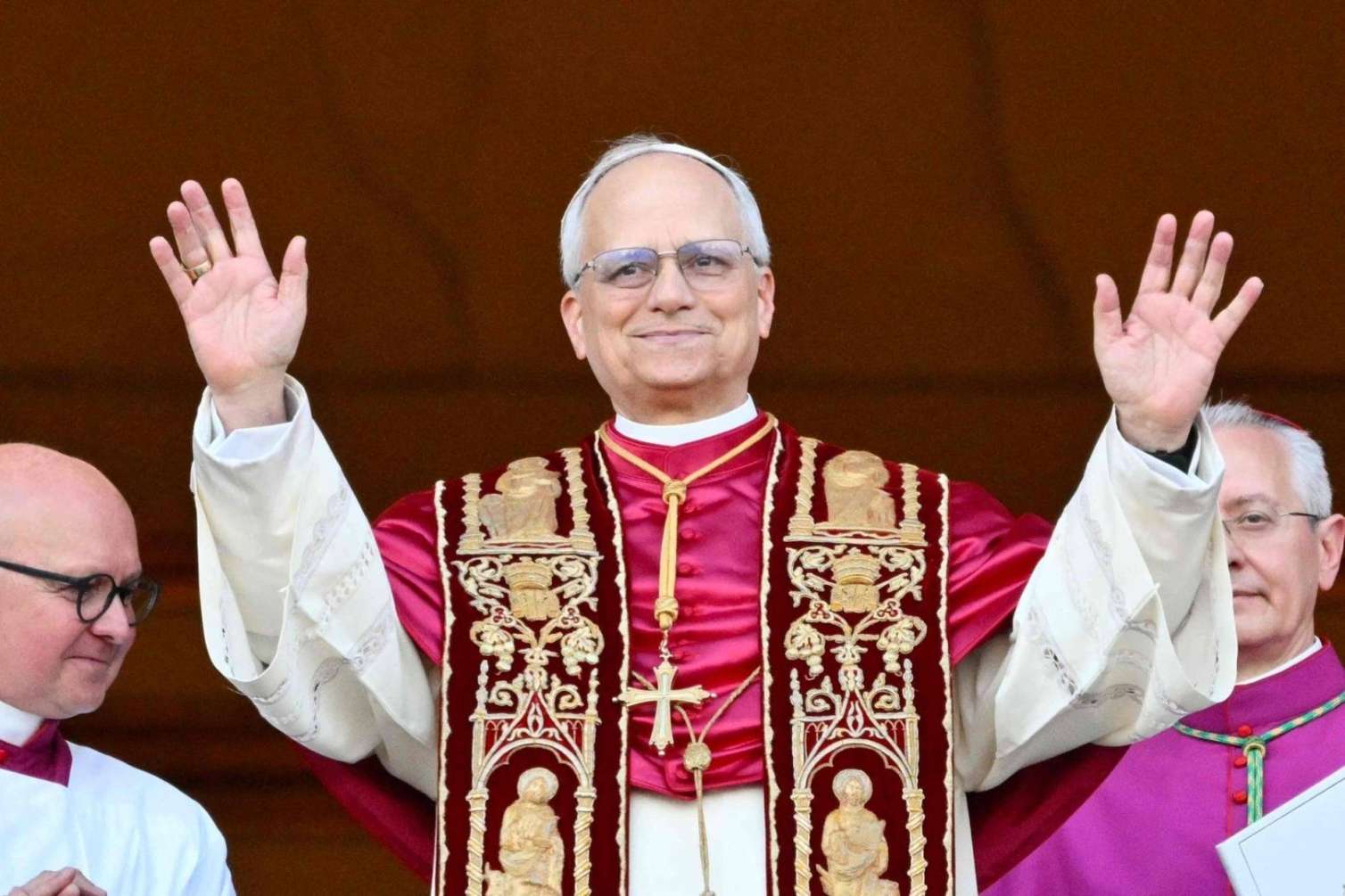 Papa həyəcan təbili çaldı: Dünya artıq müharibəyə dözə bilməz 