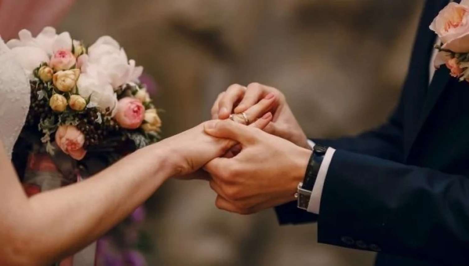 Rusiyada azərbaycanlı ilə evlənən qadın cəzalandırıldı 