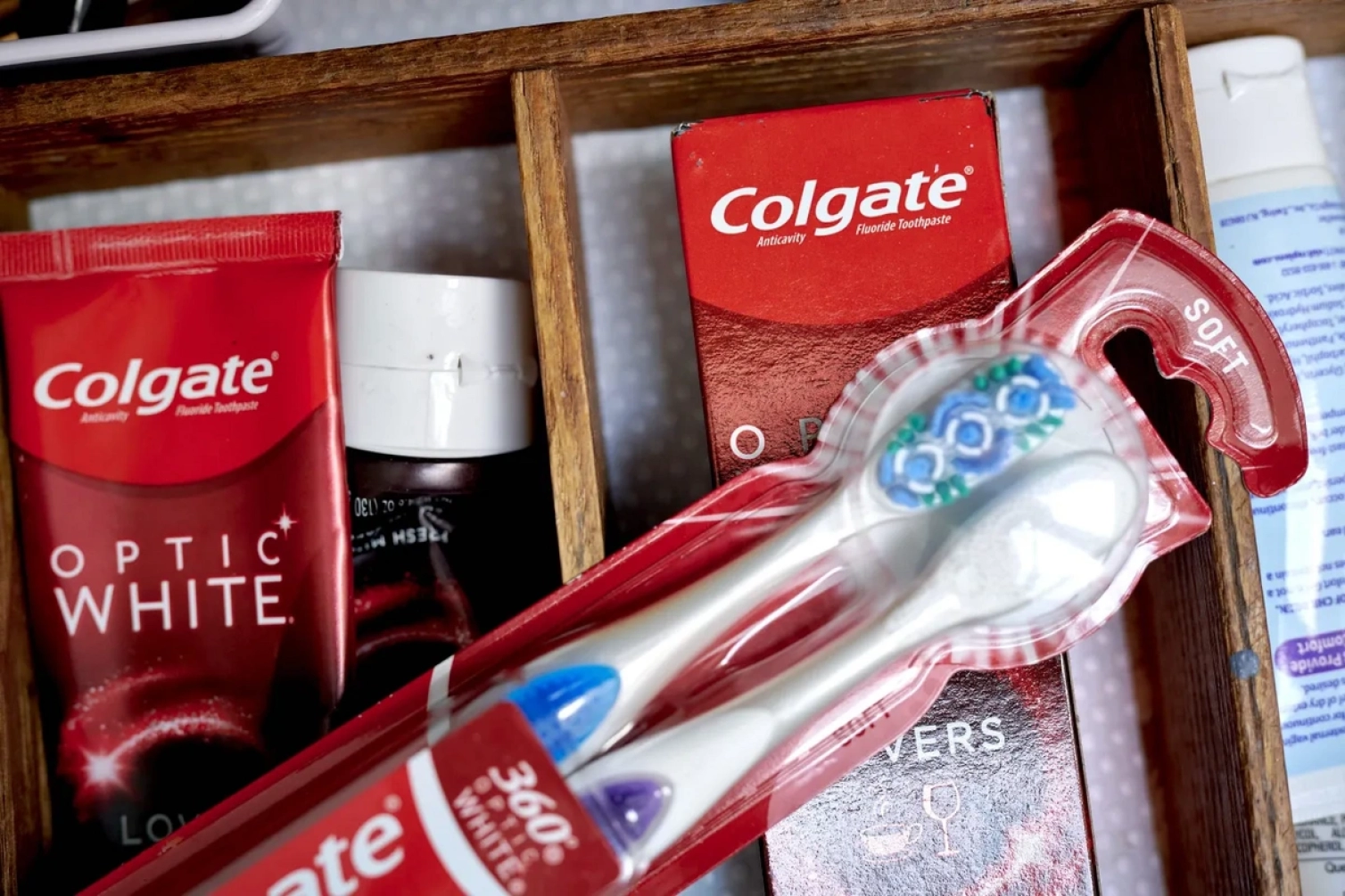 Bu ölkələrdə "Colgate" diş məcununun satışı qadağan edildi 