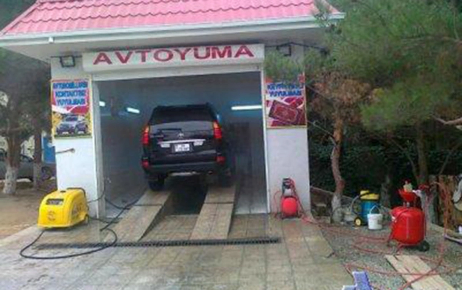 Bakıda avtoyuma məntəqəsində ÖLÜM 