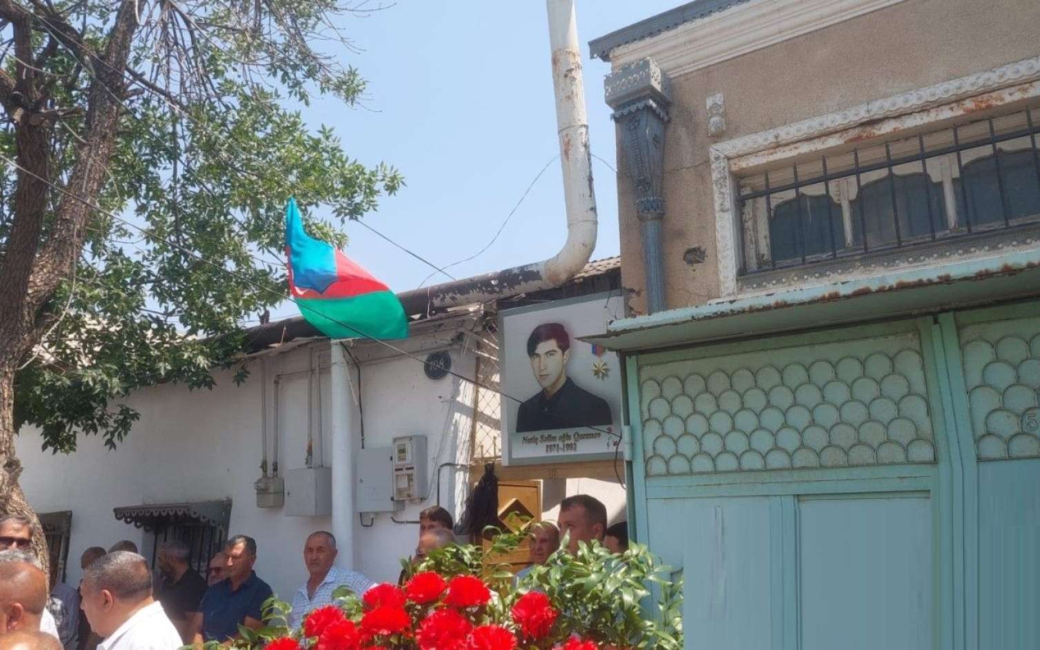 Natiq Qasımovun anası ilə vida mərasimi keçirilir 