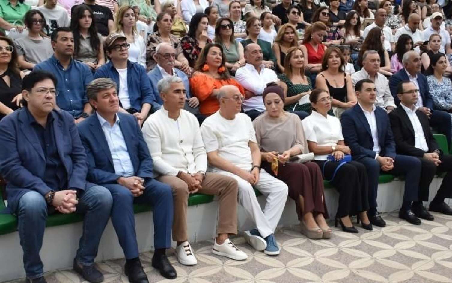 Kəmaləddin Heydərov festivalı xanımı ilə izlədi - FOTO 