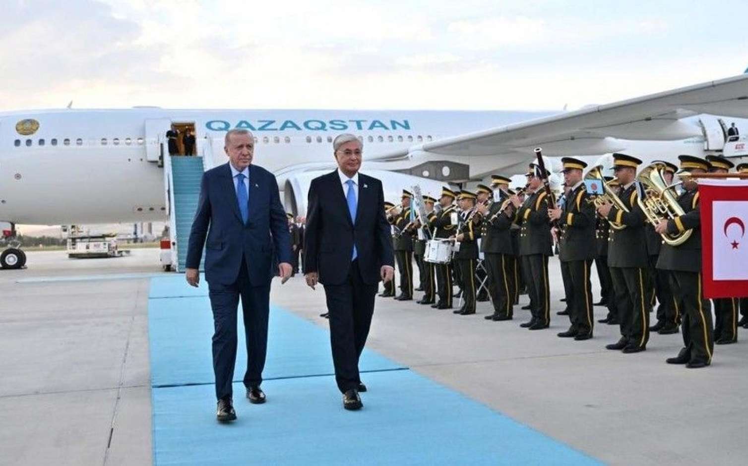 Qazaxıstan prezidenti Türkiyəyə gəldi 