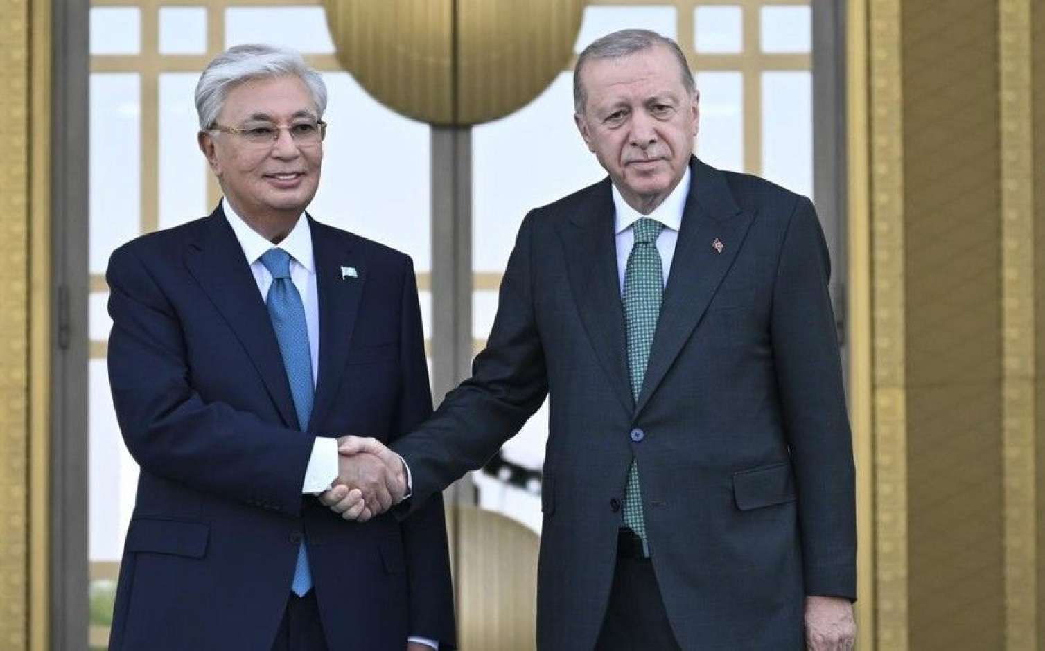 Tokayev və Ərdoğan arasında rəsmi görüş başladı 