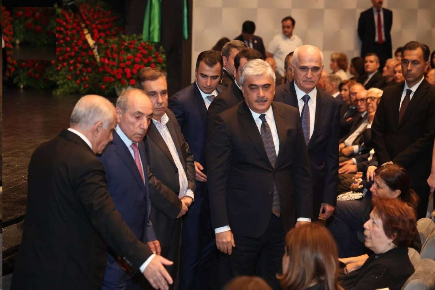 Əli Əsədov keçmiş müavininin vida mərasiminə qatıldı -  FOTO