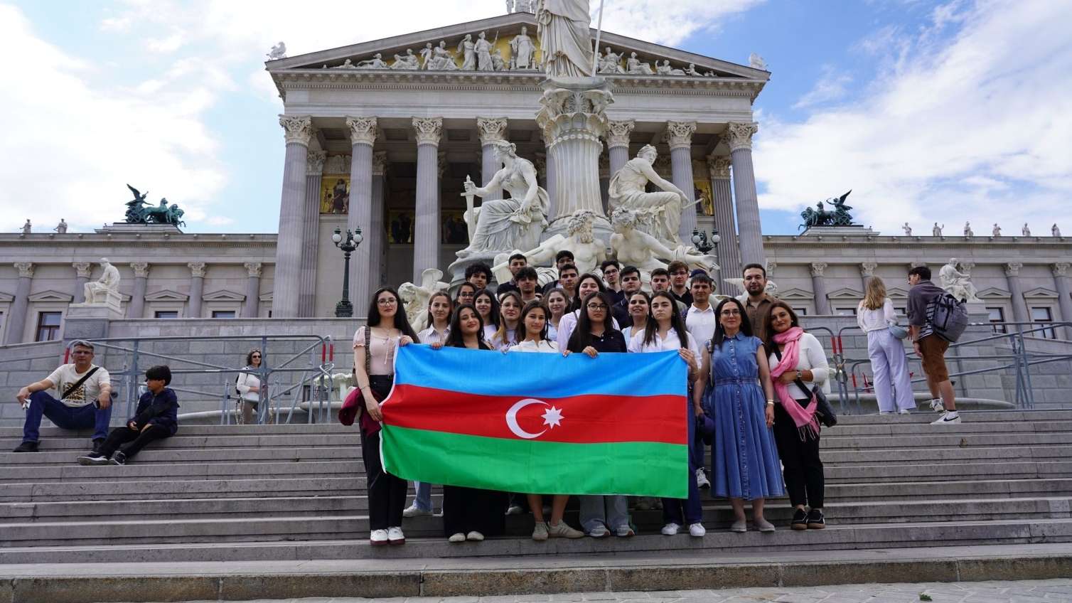 "Azərlotereya"nın dəstəyi ilə şəhid övladları üçün Avstriyada yay düşərgəsi keçirilib - FOTO - FOTO