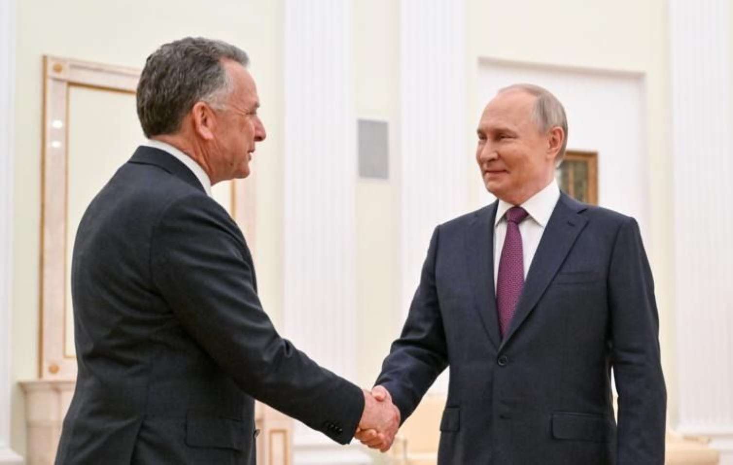 Trampın elçisi Putinə nə təklif edib? - Uşakov açıqladı 