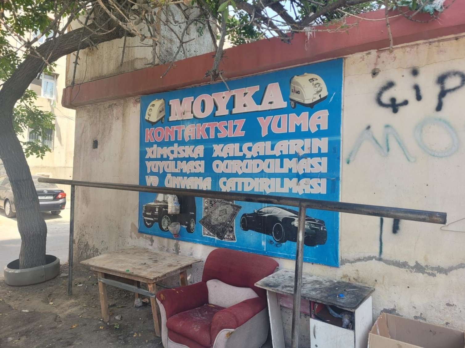 Avtoyuma məntəqəsindən maşın oğurlandı - FOTO