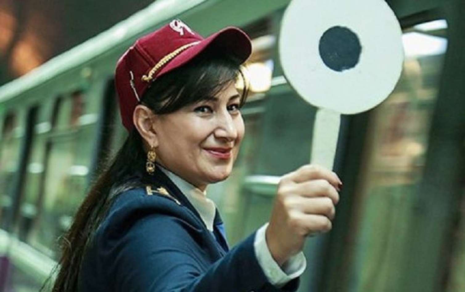 Bakı metrosunda körpə doğuldu 