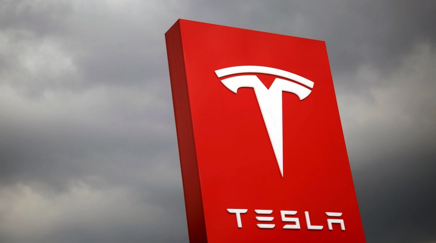"Tesla"nın 500 milyardlıq süni intellekt layihəsi ləğv olundu 