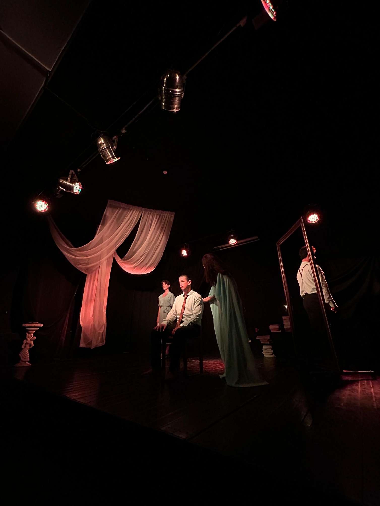 "M-Teatr"da yeni primyera: "Sən həmişə mənimləsən" - FOTO 