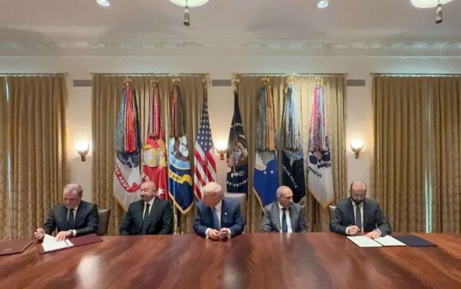 Sülh sazişinin mətni bu tarixdə açıqlanacaq 