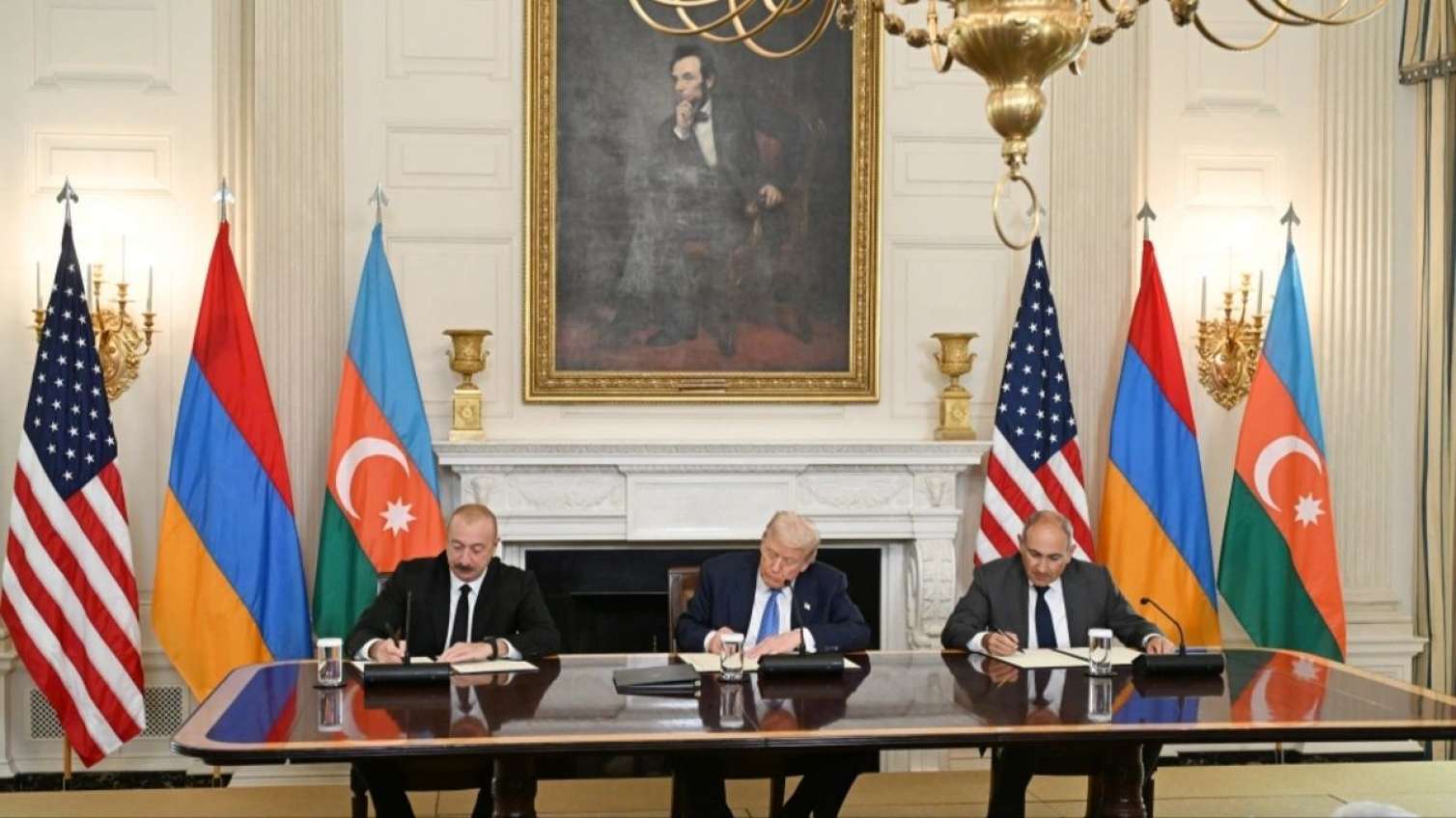 Vaşinqton razılaşması: Qafqazda geosiyasi balans dəyişdi - ŞƏRH 