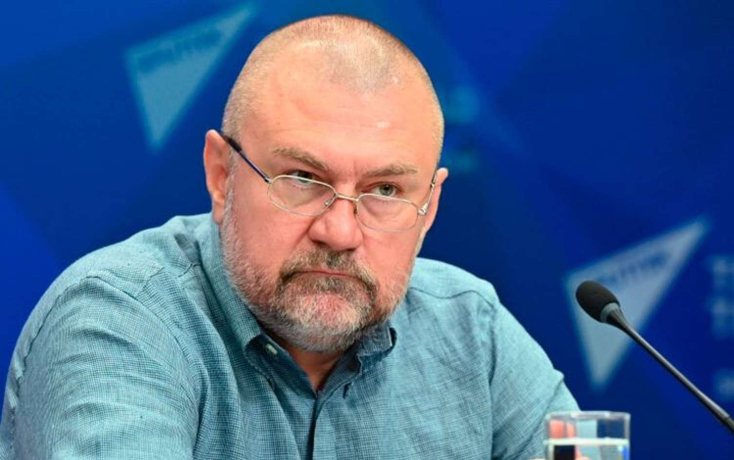 Rus məmur rəsmi Bakını işğalla TƏHDİD ETDİ - VİDEO 