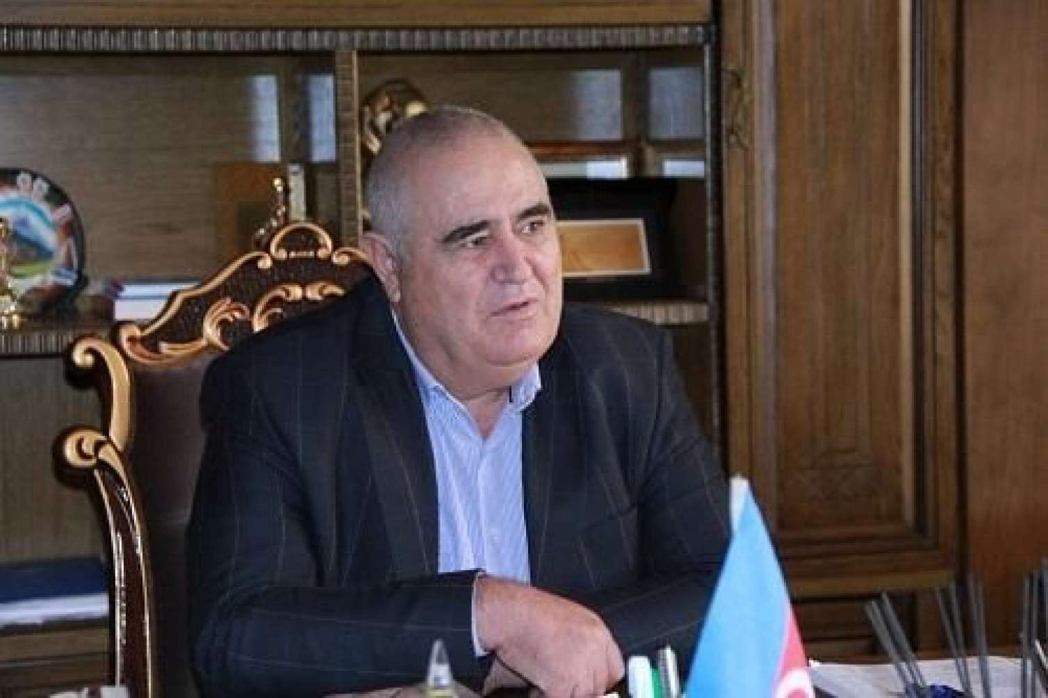 Şərurlu İsfəndiyar danışdı: Milyonluq avtomobillərinə həbs qoyulub? 