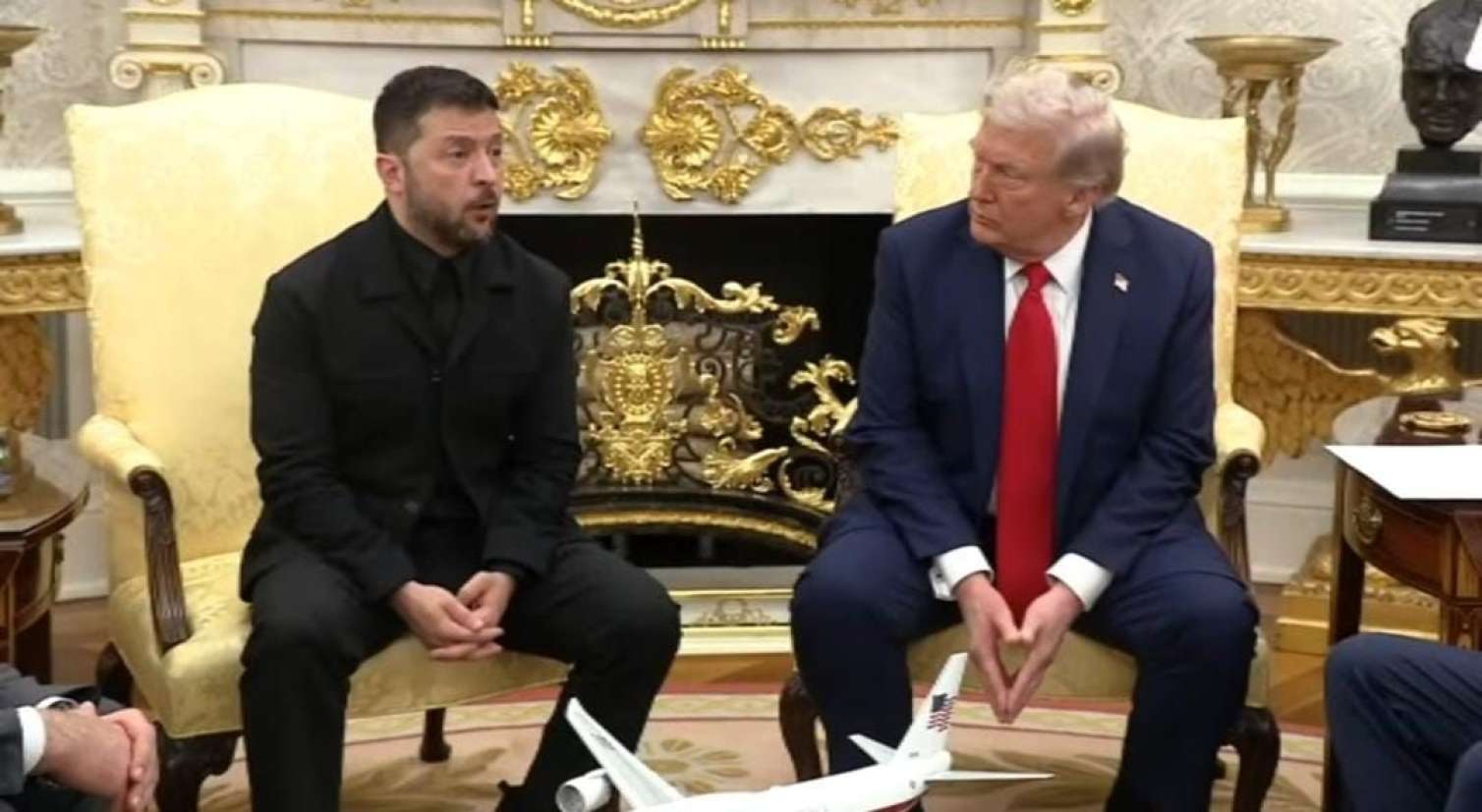Zelenski ilə Tramp buna güldülər – FOTO 