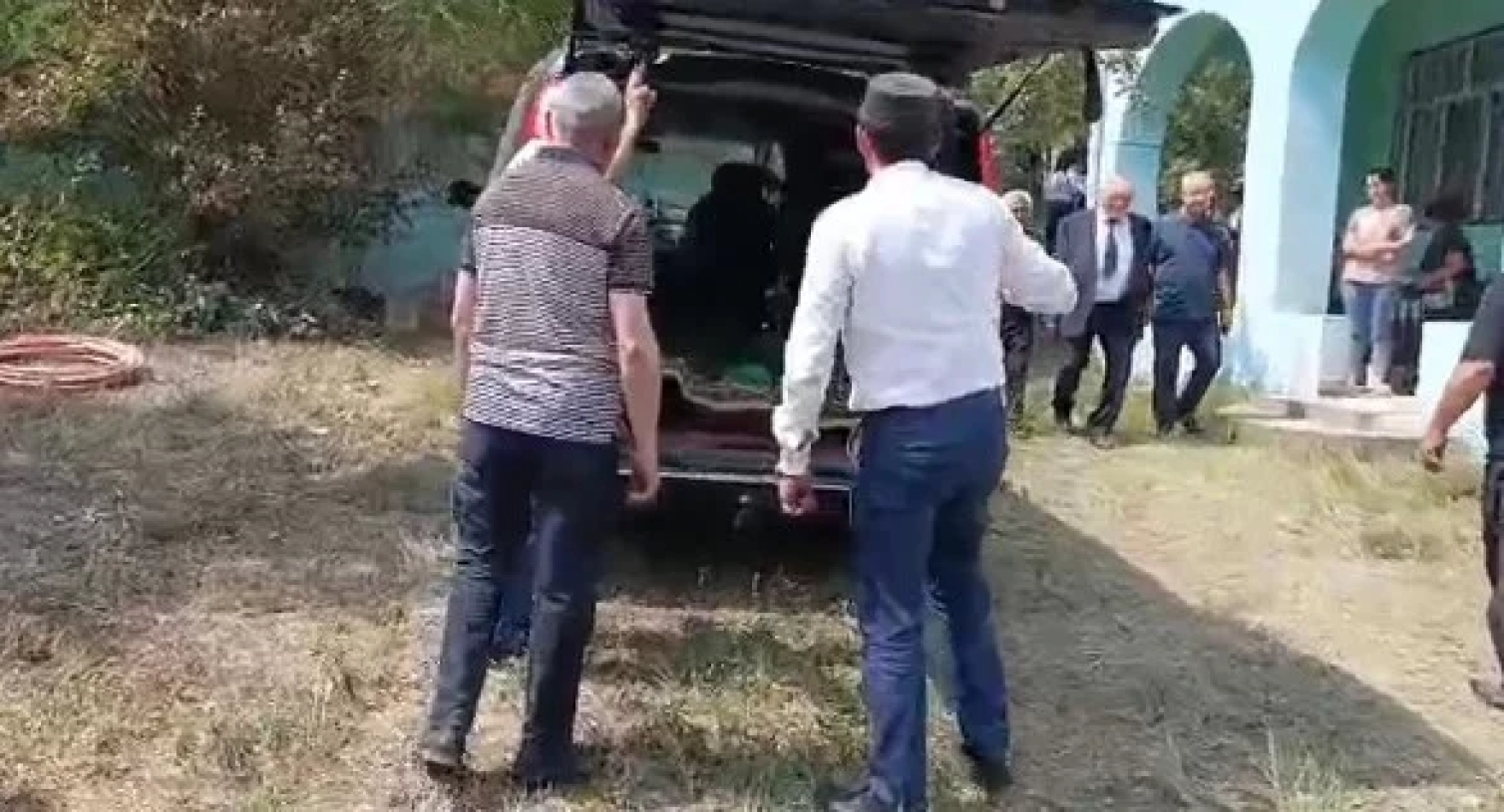 Məmməd İsmayılın nəşi Tovuzdakı evinə aparıldı - VİDEO