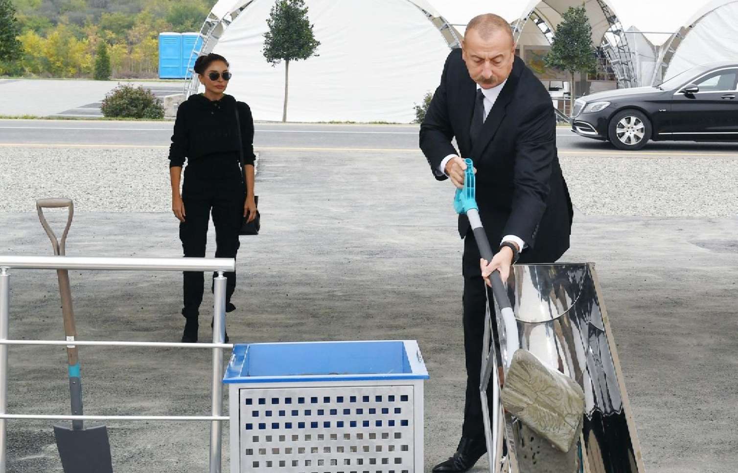 Gəncədə bazalt məhsullarının istehsalı müəssisəsinin təməli qoyuldu -  YENİLƏNİB
