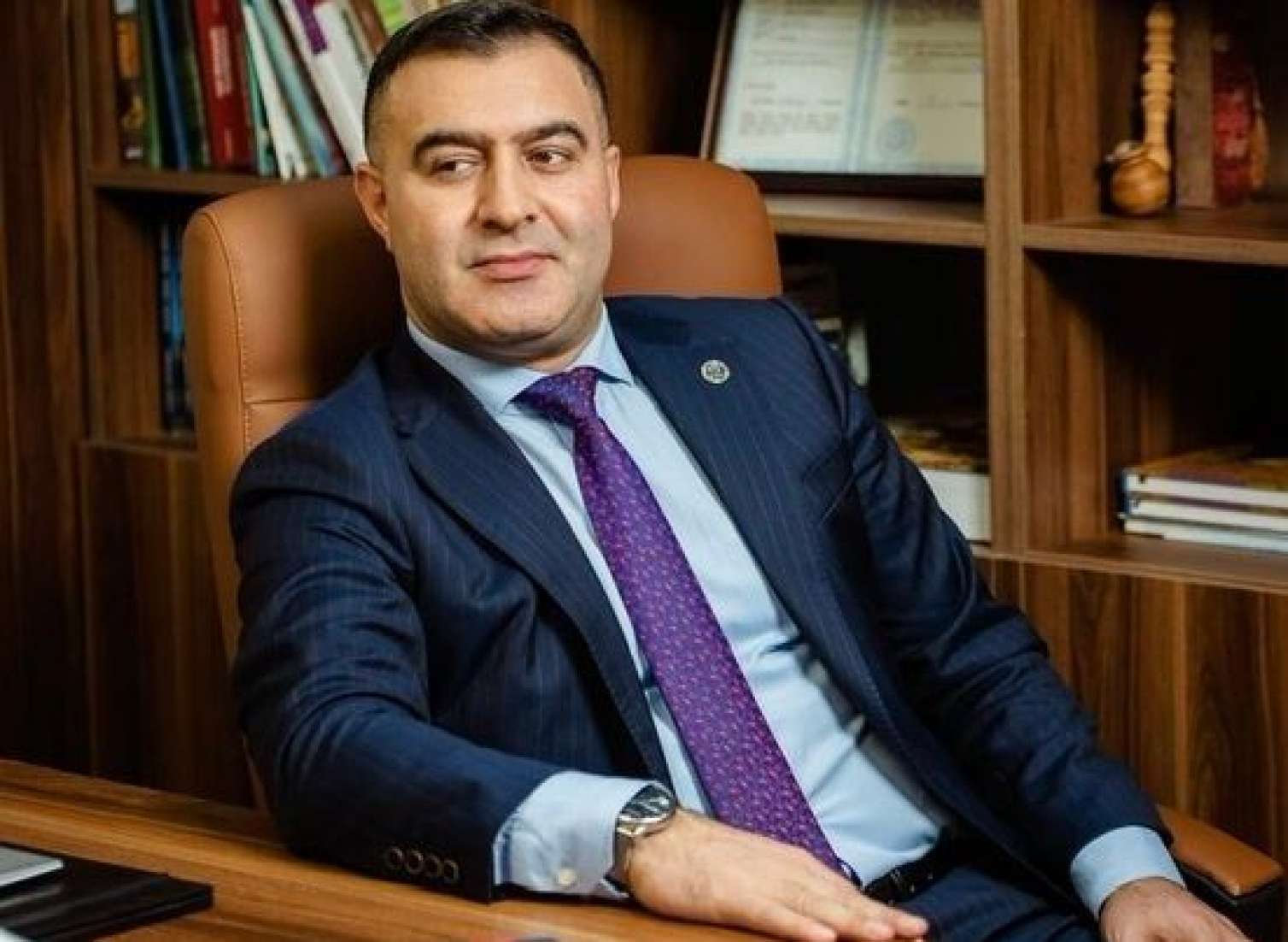 Adəm Məmmədovun vəkilliyinə xitam verildi 