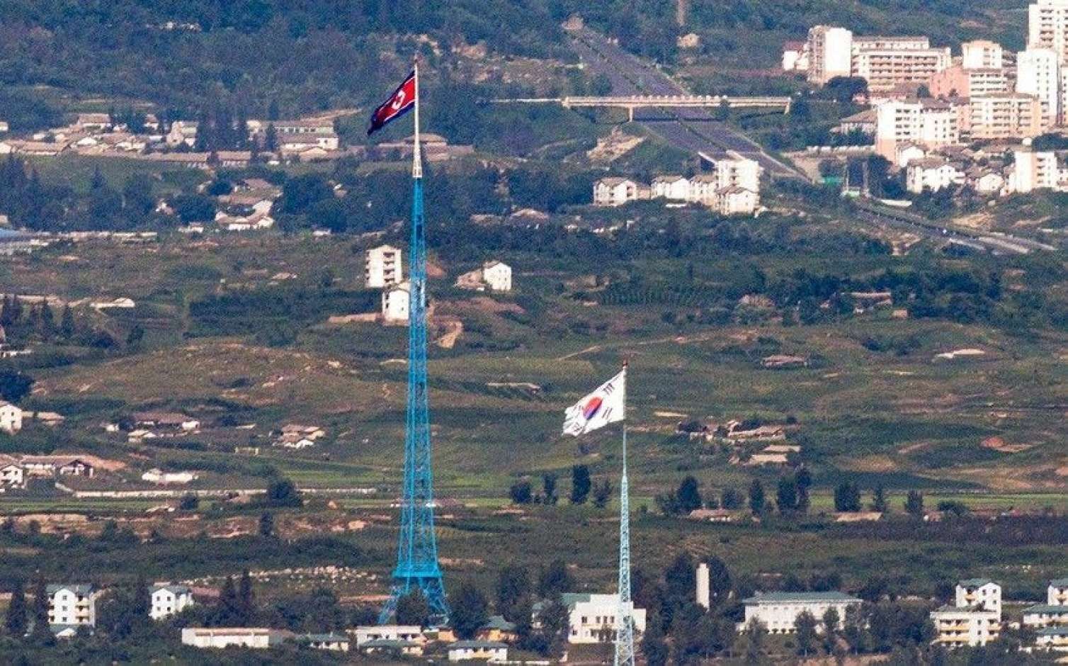 Şimali və Cənubi Koreya sərhədində ATIŞMA  