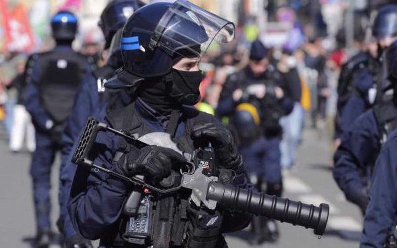 Fransada sinaqoqlara qarşı terror planlaşdıran yeniyetmələr saxlanıldı 