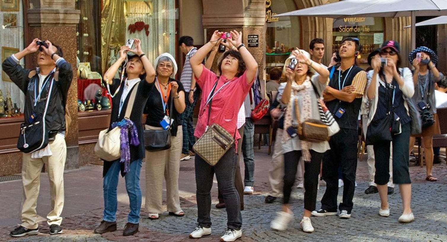 Türk ölkələrindən Bakıya turist axını... - Artımın səbəbləri 