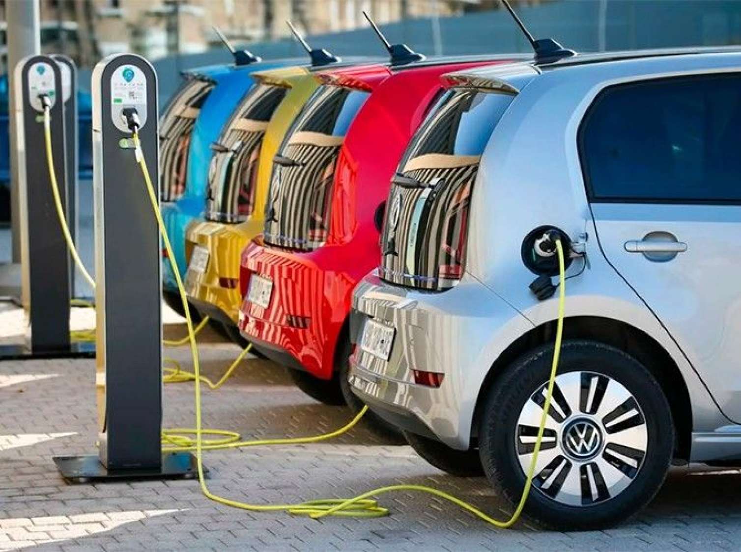 Elektromobillər üçün güzəştlər bitir – Avtomobillər kəskin bahalaşacaq 