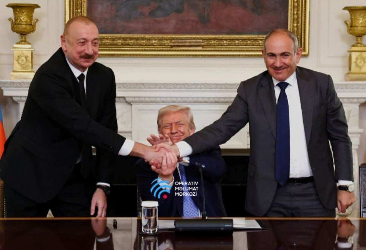Bu, Kremlin saman çöpündən yapışmasına bənzəyir - Politoloq 